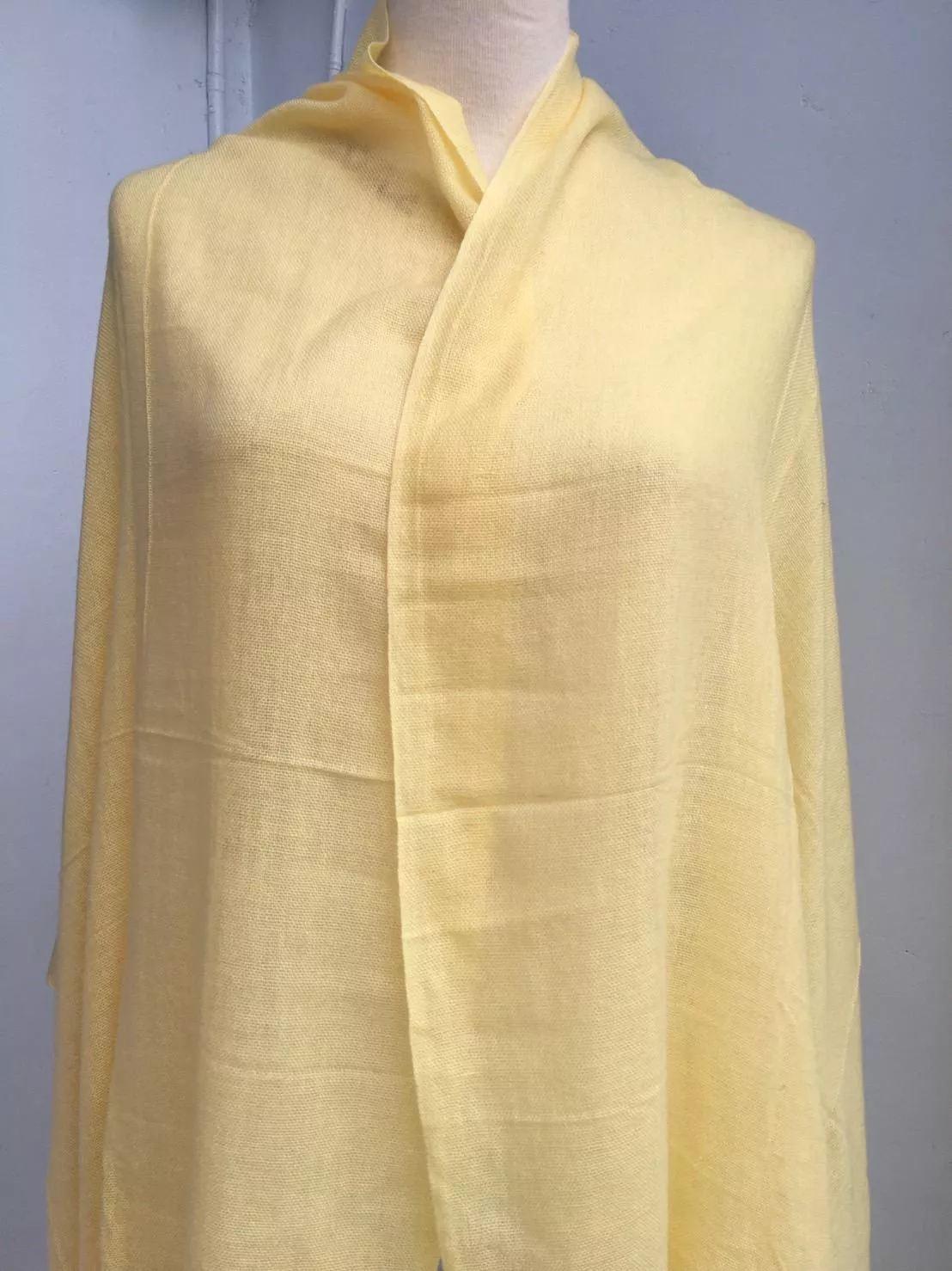 喀什米爾薄織圍巾披肩(暖黃)