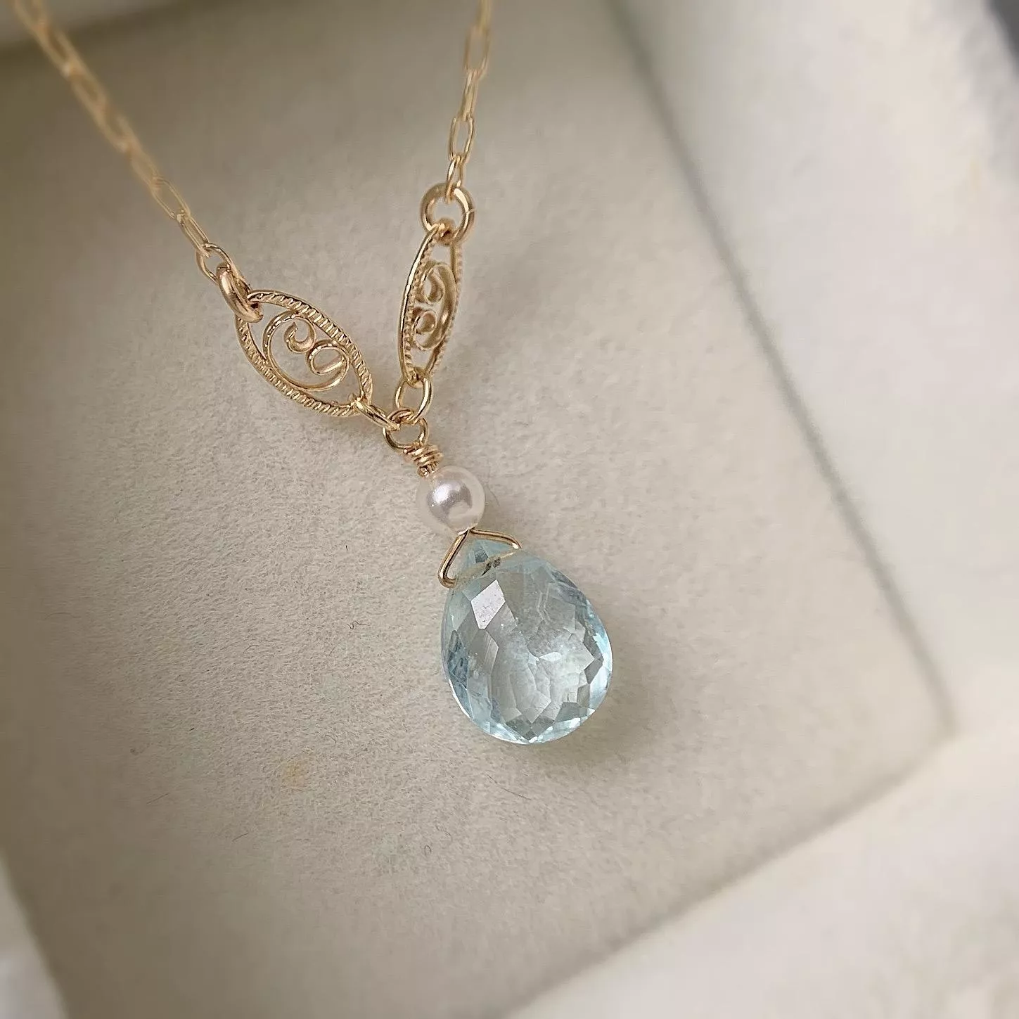 3月誕生石 ❘ 海水藍寶石項鍊 3月誕生石 ❘ 海水藍寶石項鍊
